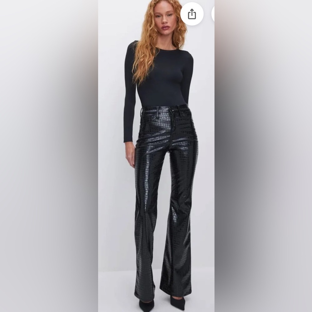 GOOD AMERICAN
Women's Black Good Legs Croc Embossed Faux Leather Flare Pants